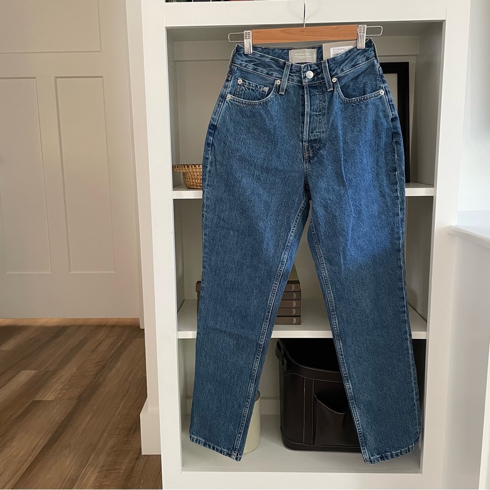 Everlane the curvy 90s cheeky Jean